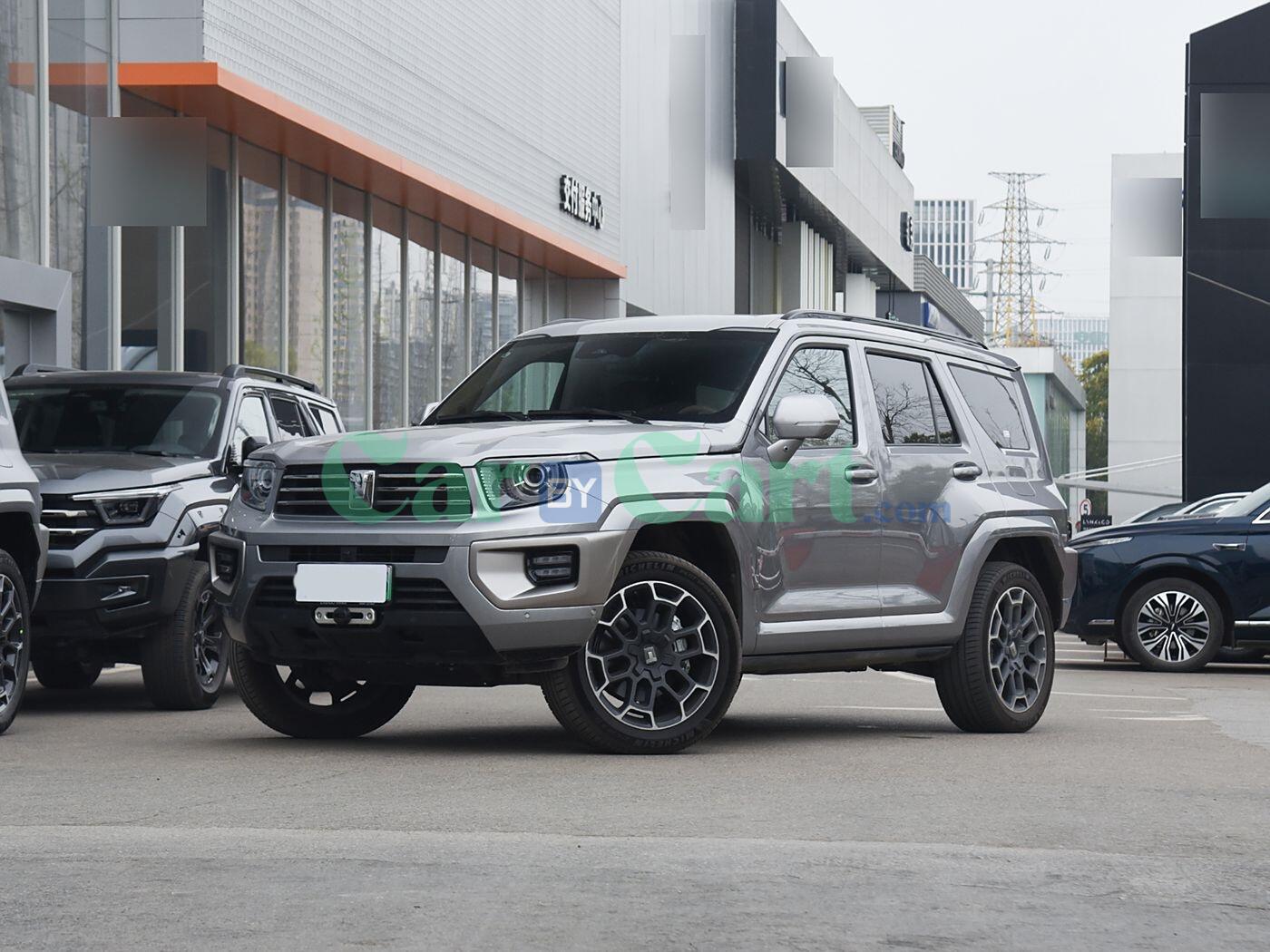 TANK TANK 700 NEW energy 2025