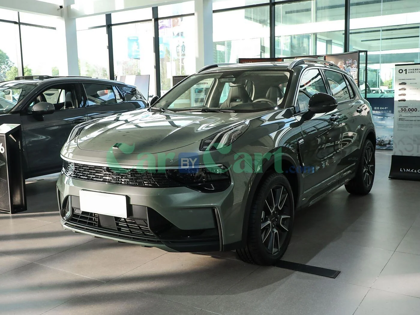 لينك&كو Lynk & Co 01 2025