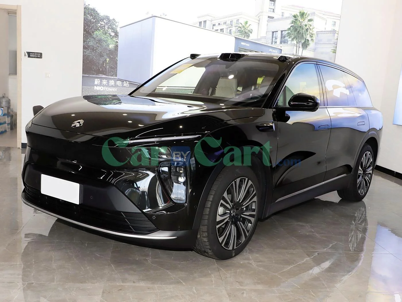 نيو اي اس 8 2025