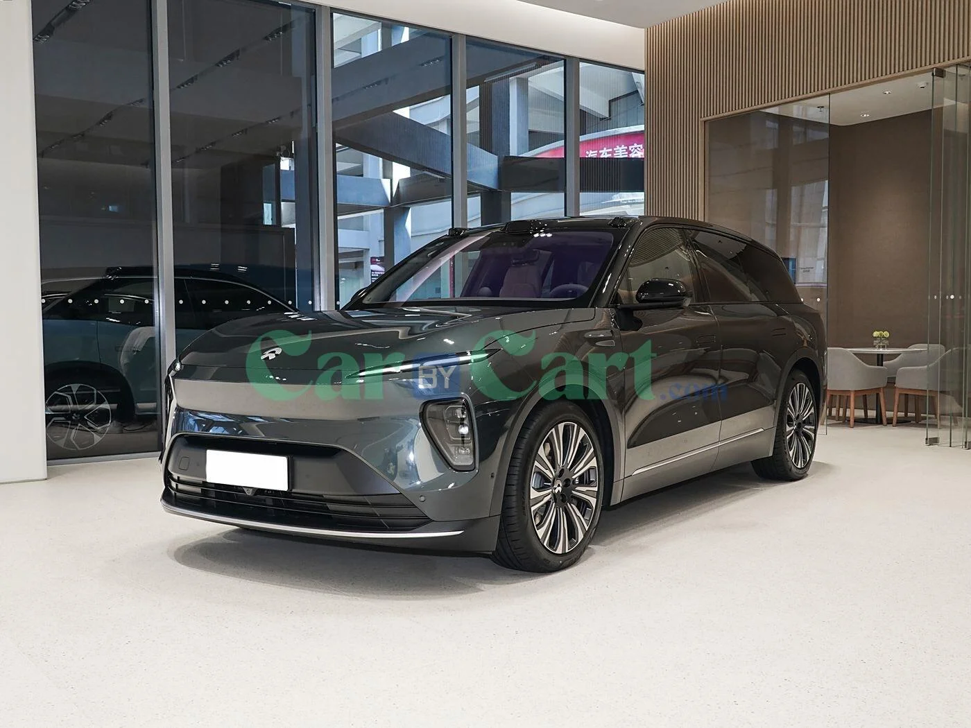 نيو اي اس 8 2025