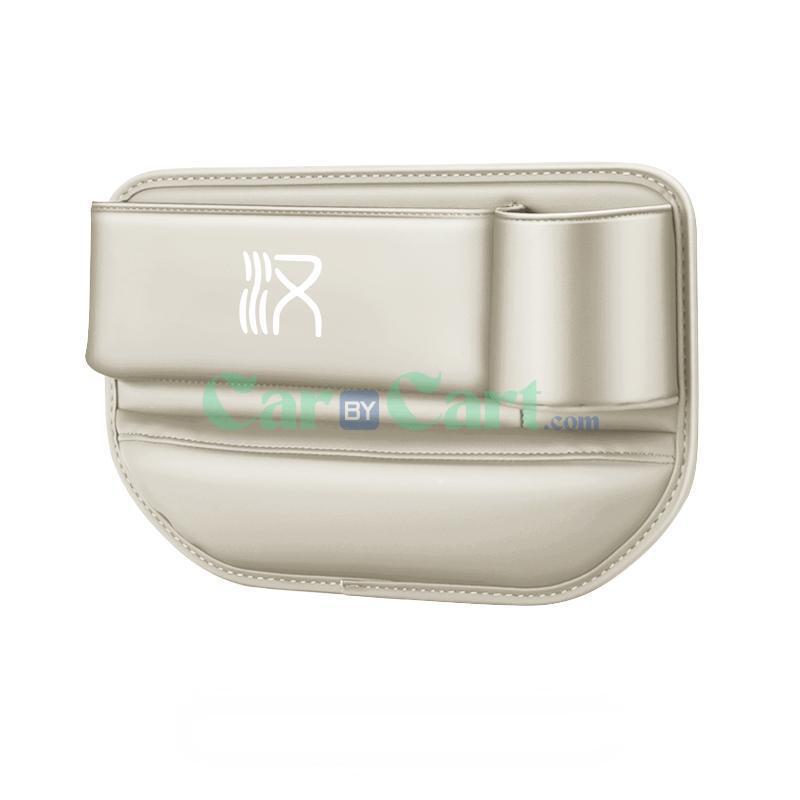 24 Han DM-i Smart Leather storage box for the passenger pilot's slots