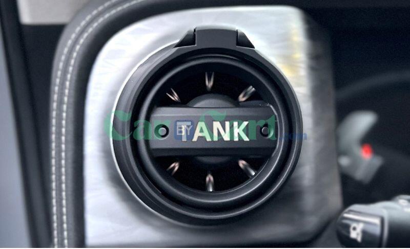 2024 TANK300 حامل أكواب مخرج الهواء