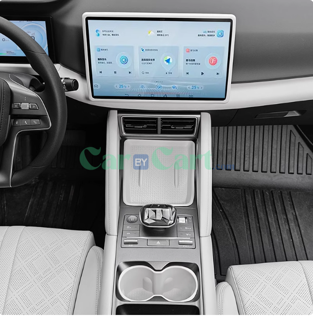 طقم ديكور سيلكون لداخلية سيارة يوان UP 2024 مكون من 5 قطع.