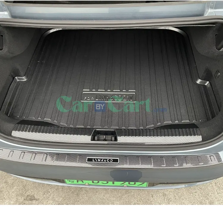 2025 LYNK&CO Z10 Carbon fiber patterned trunk mat