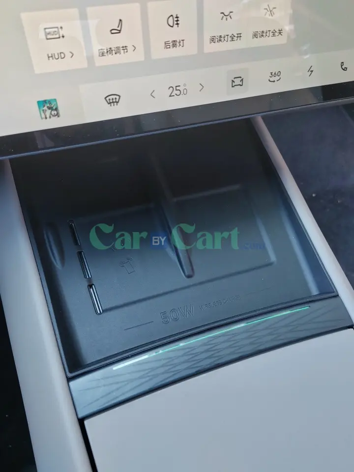 2025 LYNK&CO Z10 Water cup pad+wireless charging silicone pad