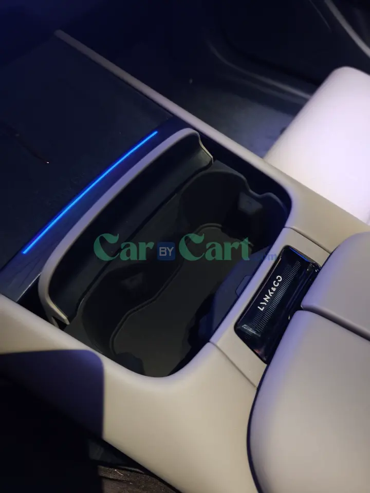 2025 LYNK&CO Z10STARBUFF Water cup pad+wireless charging silicone pad