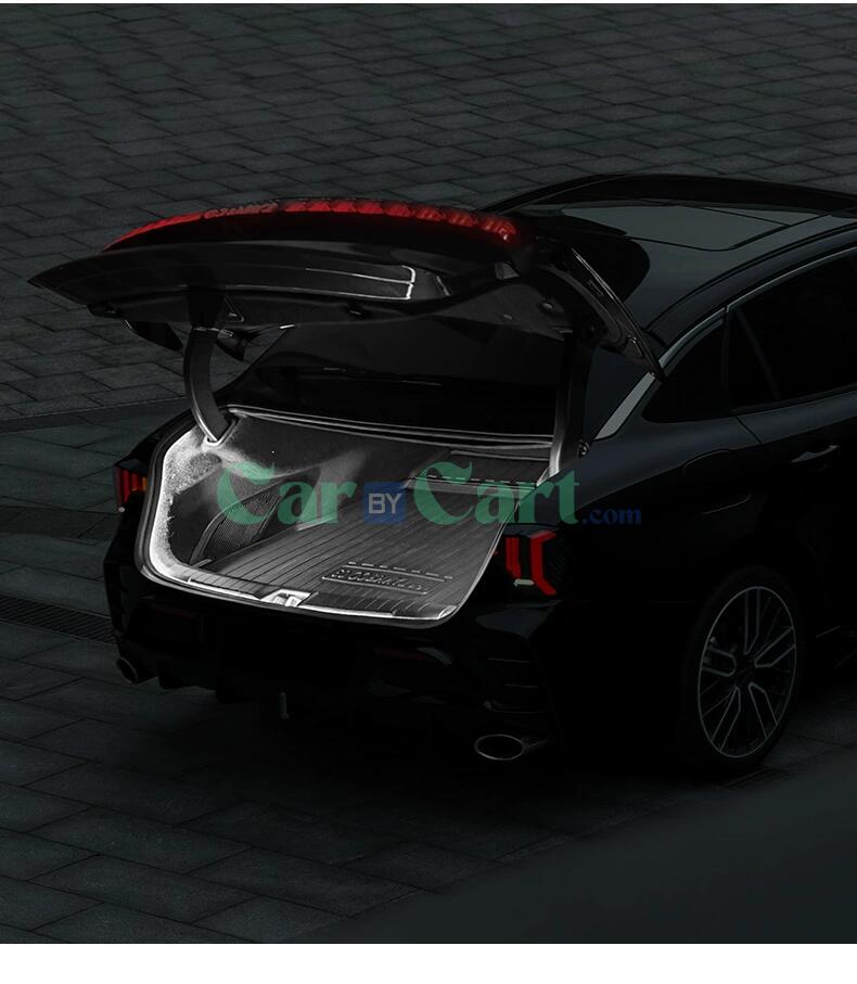 2024 LYNK&CO 07 Trunk Flowing LED lights